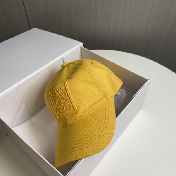 LOEWE baseball cap