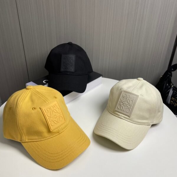 LOEWE baseball cap