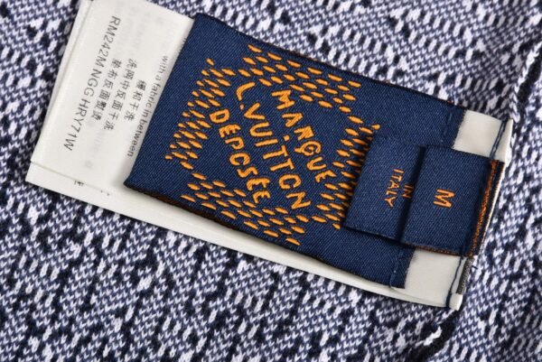 Louis Vuitton white and blue checkered knitted short-sleeved shirt