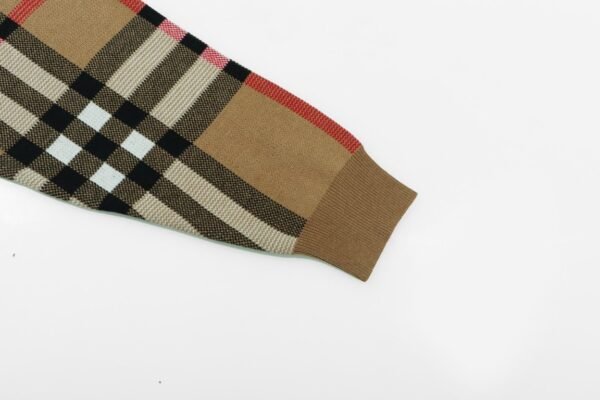 Burberry classic striped plaid knit sweater