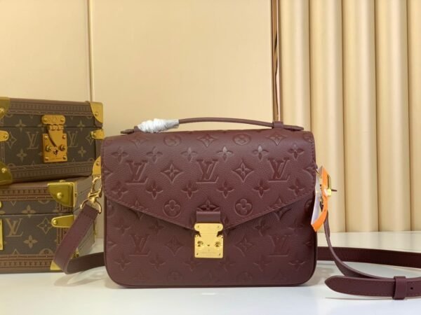 Louis Vuitton Pochette Métis Embossed Handbag (Premium Edition) size: 25x19x7cm
