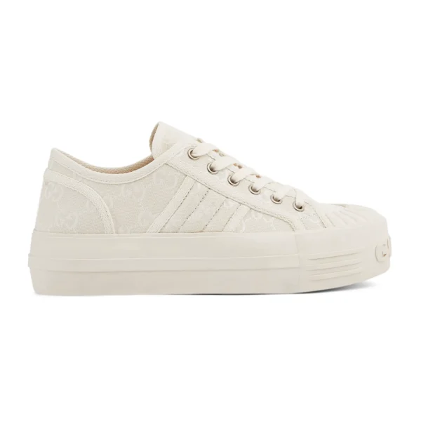 Chanel sports casual shoes white