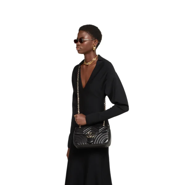 Gucci Marmont medium shoulder bag black