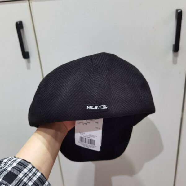 MLB Men’s and women’s berets casual sports fashion warm hats windproof