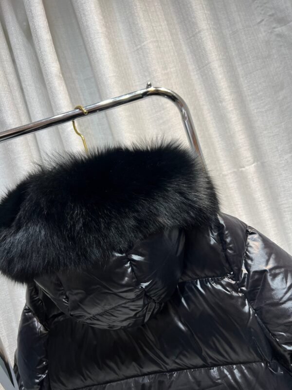 Moncler Cropped down jacket