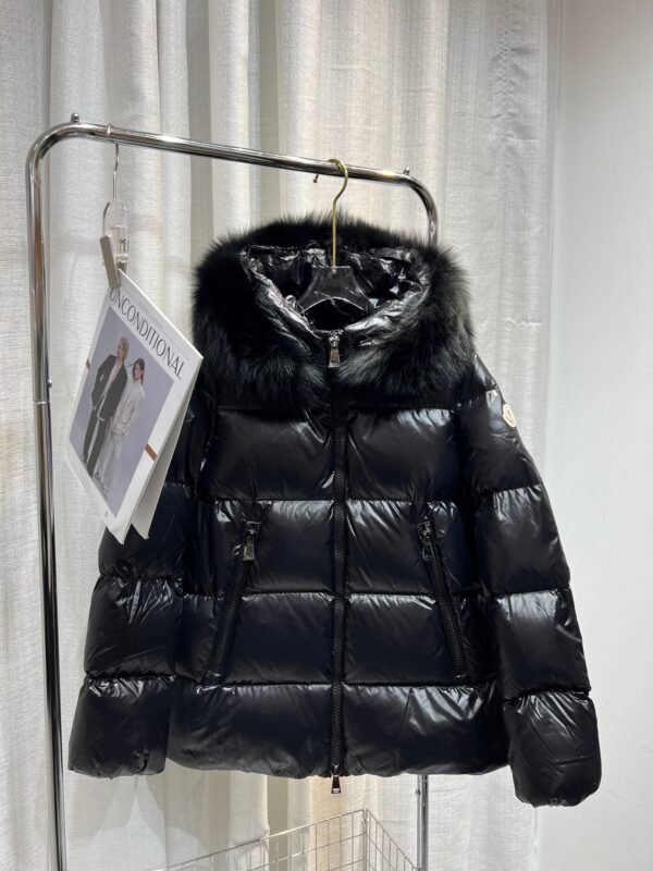 Moncler Cropped down jacket