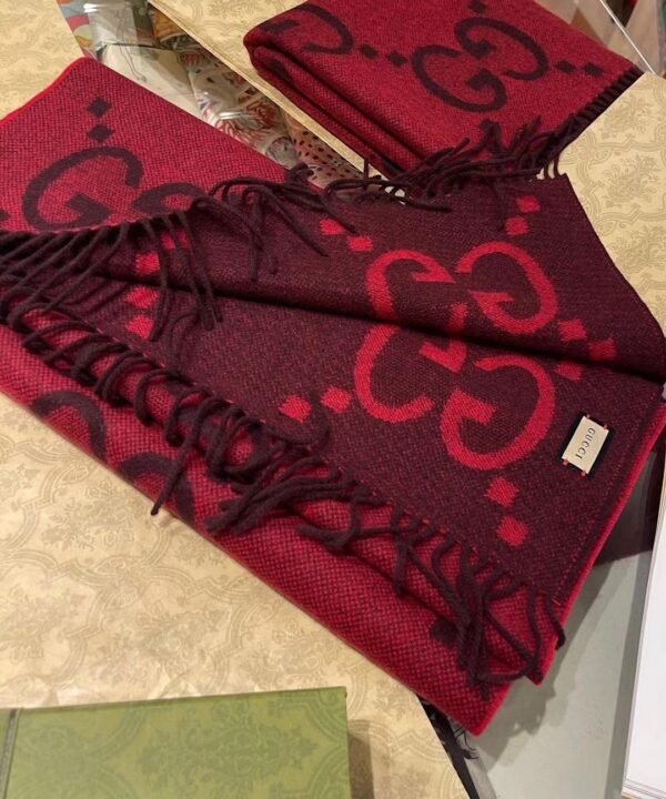 GUCCI Premium scarf 100% cashmere 45x200cm