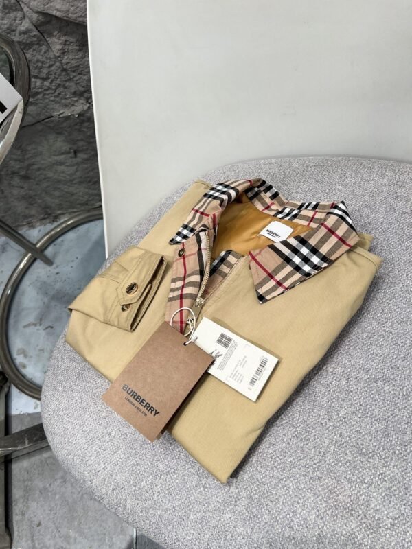 Burberry Short jacket