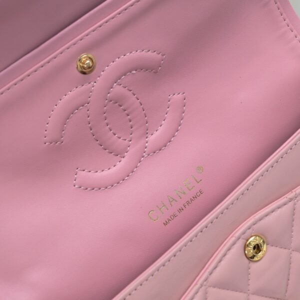 Chanel classic bag 25.5x16x6.5cm Sheepskin material