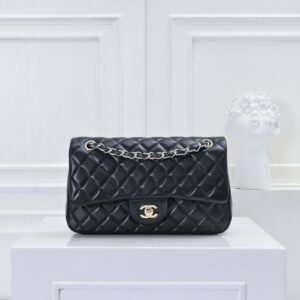 Chanel classic bag 25.5x16x6.5cm Sheepskin material