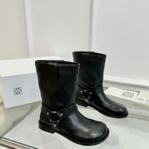 a1725180704303_3236.jpg Loewe’s new autumn/winter leather boots, made of premium cowhide.