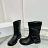 Loewe’s new autumn/winter leather boots, made of premium cowhide.