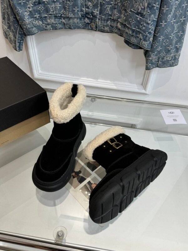 Bo ken UGG snow boots High silk shiny cowhide, double button decoration