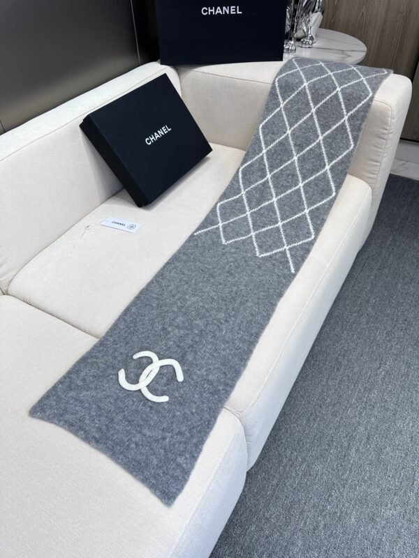 Chanel scarf 30x190cm