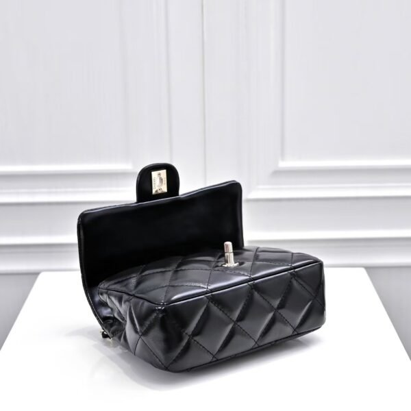 Chanel new series bag 17x10cm