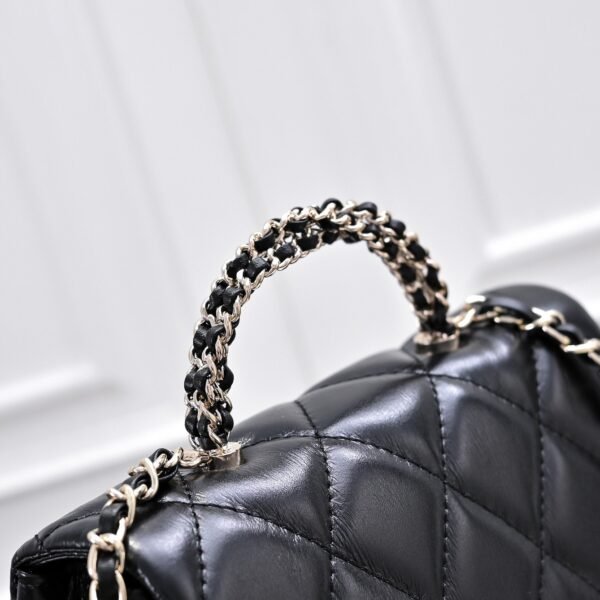 Chanel new series bag 17x10cm