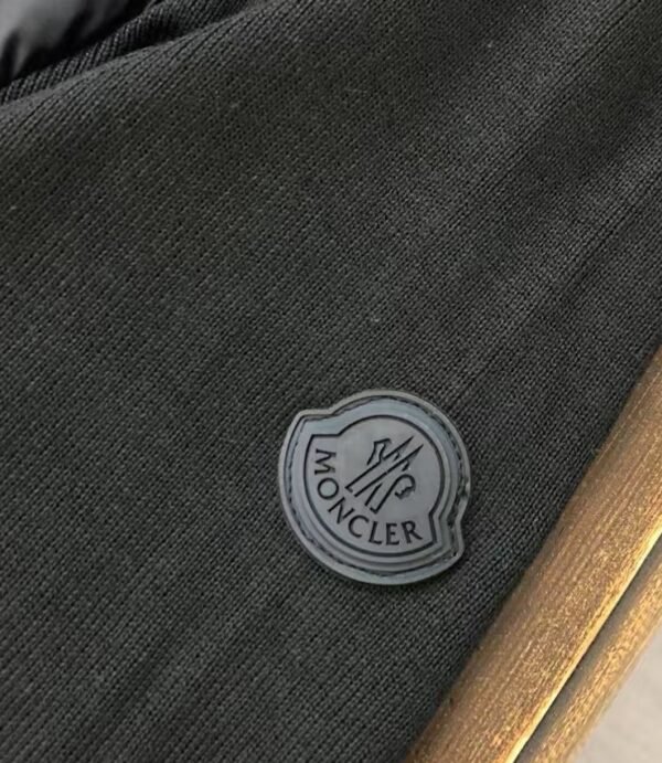 Moncler Spliced ​​down jacket
