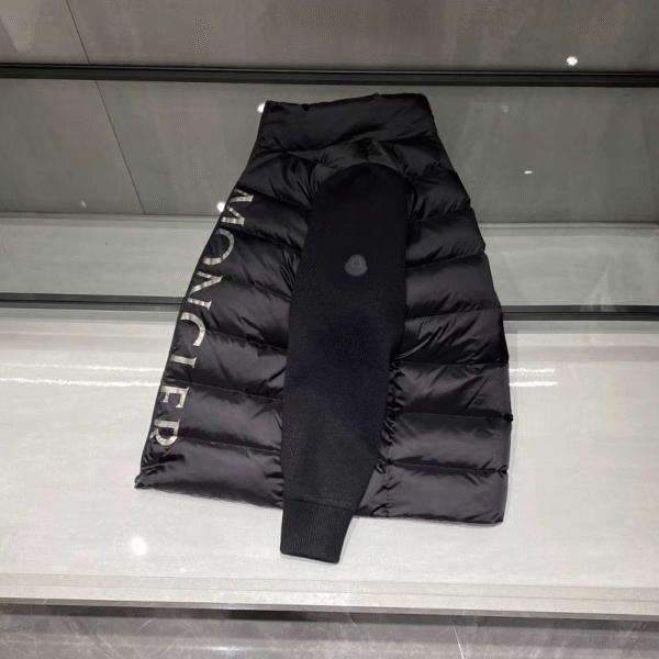 Moncler Spliced ​​down jacket