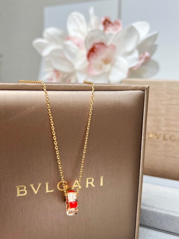 Bulgari diamond snake bone mother-of-pearl necklace Premium