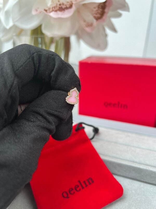 QeeLin V Gold Kirin Pink Opal Bracelet