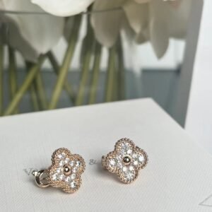 Van Cleef & Arpels four-leaf clover full diamond earrings Premium