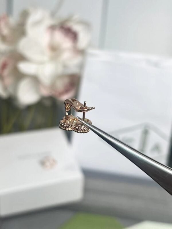 Van Cleef & Arpels four-leaf clover full diamond earrings Premium