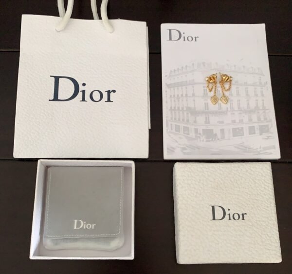 DIOR CD full diamond heart earrings
