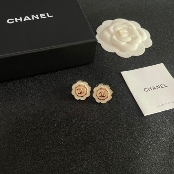Chanel vintage earrings