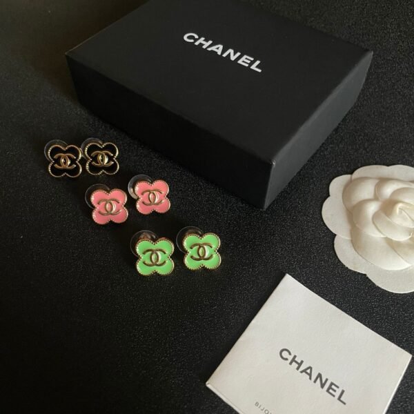 Chanel vintage earrings