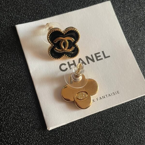 Chanel vintage earrings
