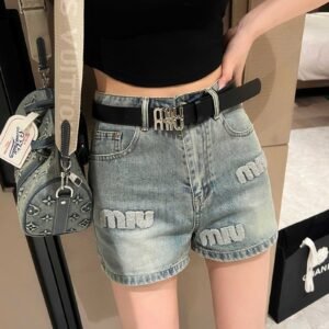 miumiu shorts with belt