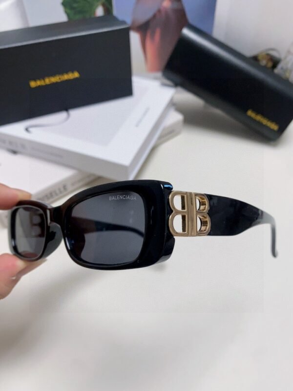 Balenciaga sunglasses retro flat frame leaf shape high-end version