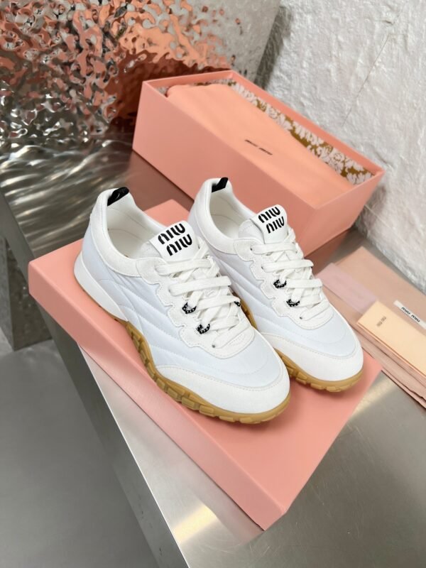 miumiu new anti-slip retro casual shoes high-end version