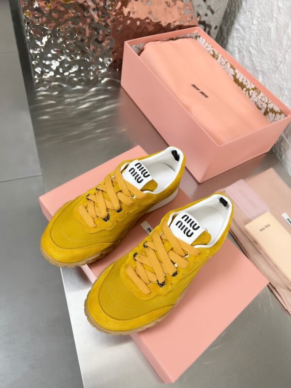 miumiu new anti-slip retro casual shoes high-end version