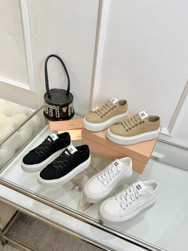 miumiu 2025 new casual shoes thick-soled canvas shoes
