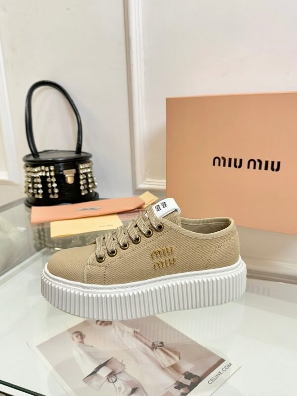 miumiu 2025 new casual shoes thick-soled canvas shoes