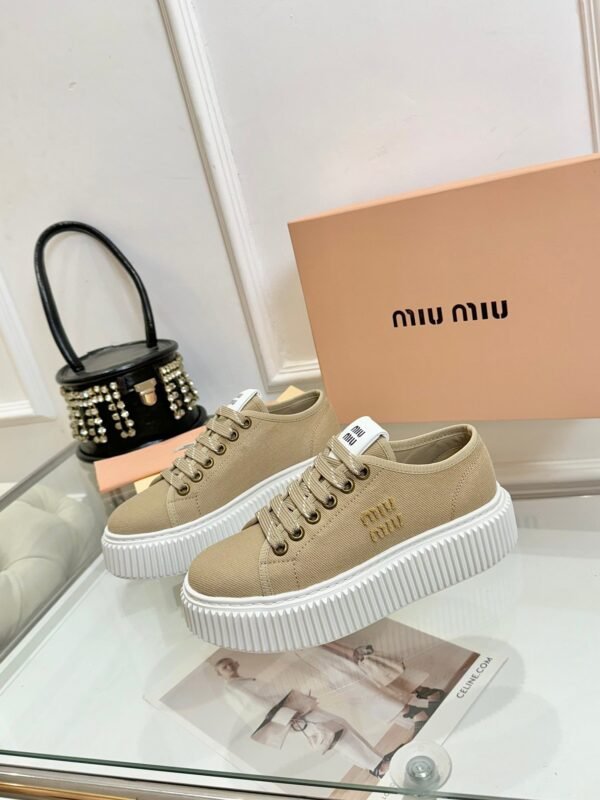 miumiu 2025 new casual shoes thick-soled canvas shoes