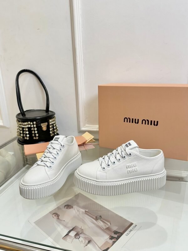 miumiu 2025 new casual shoes thick-soled canvas shoes