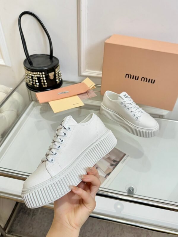 miumiu 2025 new casual shoes thick-soled canvas shoes