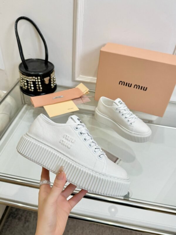 miumiu 2025 new casual shoes thick-soled canvas shoes