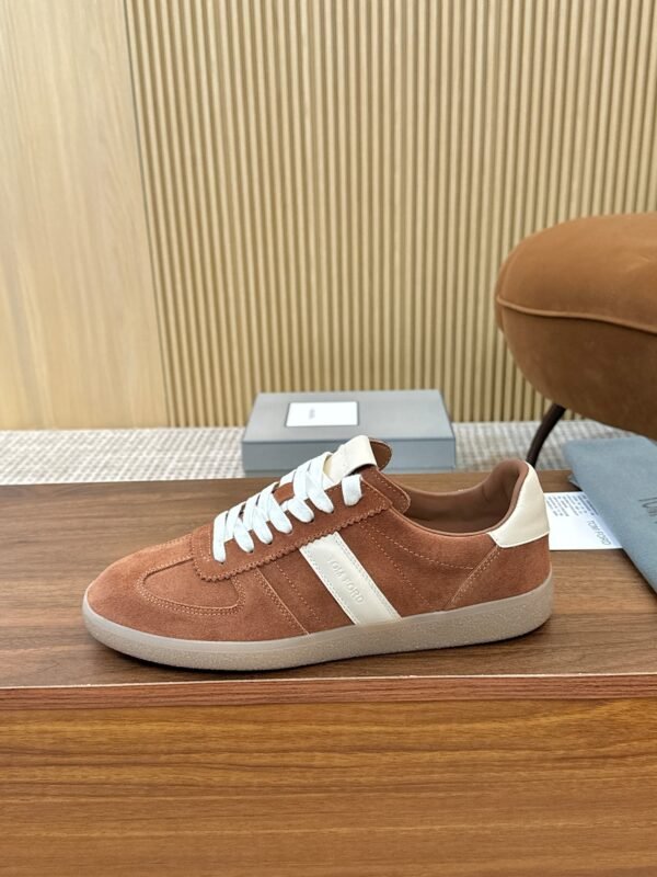 Tom Ford casual shoes classic contrast color stitching advanced version