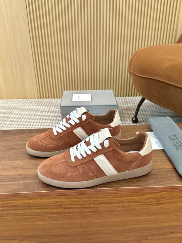Tom Ford casual shoes classic contrast color stitching advanced version