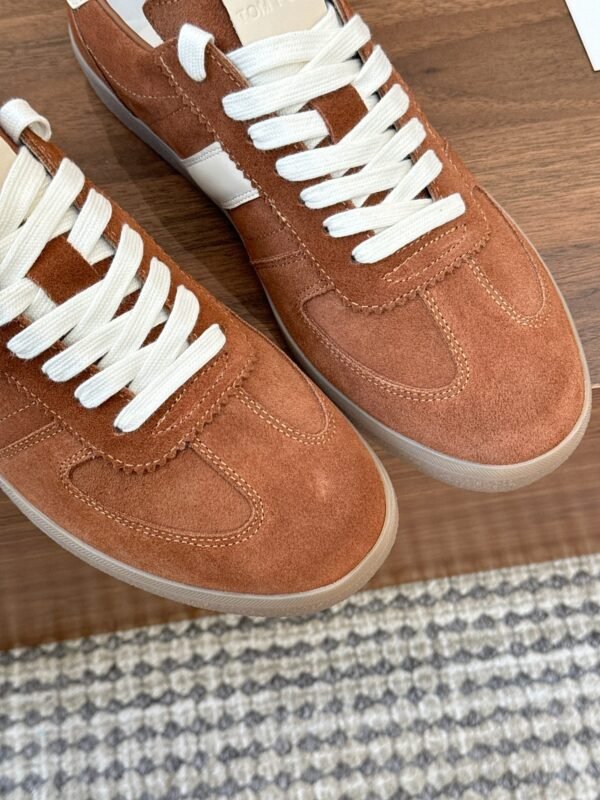 Tom Ford casual shoes classic contrast color stitching advanced version