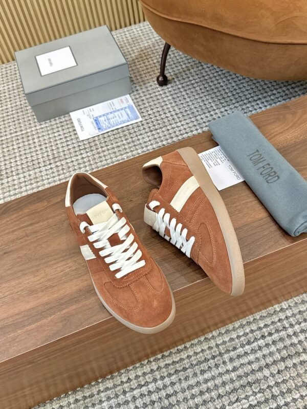 Tom Ford casual shoes classic contrast color stitching advanced version