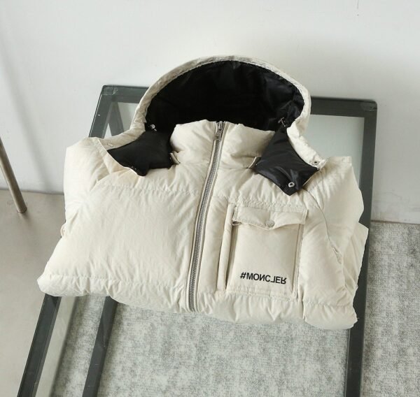 Moncler new men’s down jackets for autumn and winter