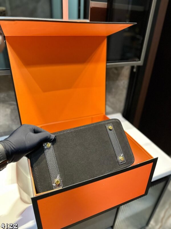 Hermes Kelly handbag suede material