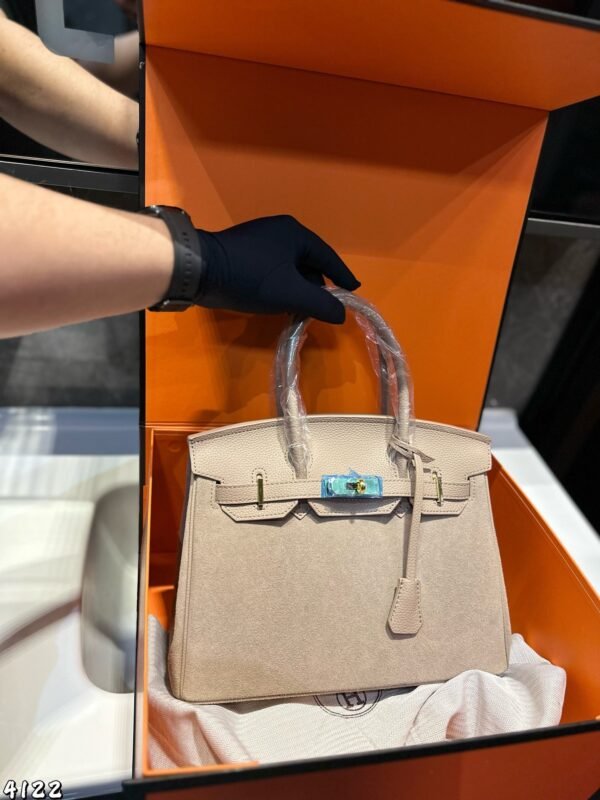 Hermes Kelly handbag suede material