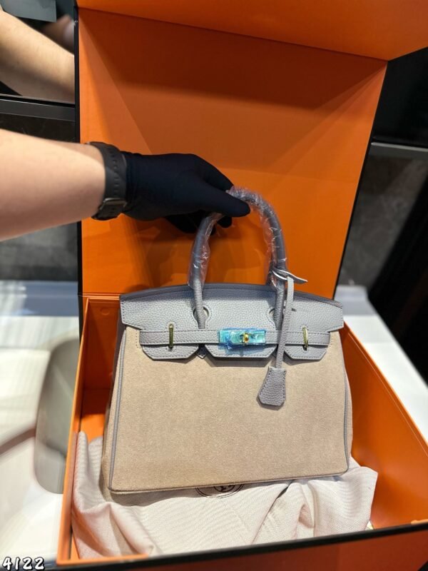 Hermes Kelly handbag suede material