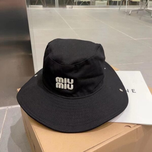miumiu Bucket hat