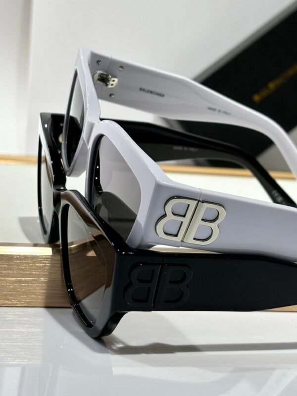 Balenciaga sunglasses premium size: 56-17-130